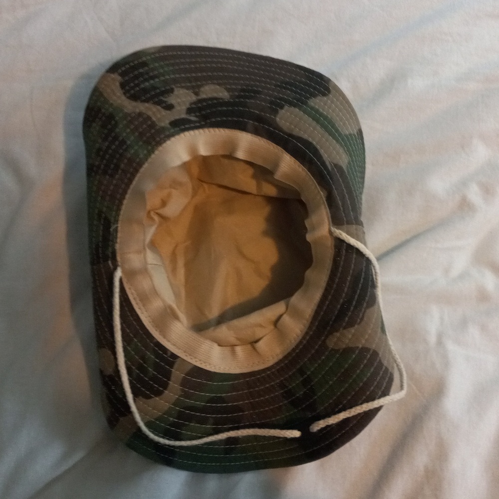 Hat - Picture 3 of 3